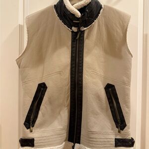 Stylish Beige and Black Vest with Zipper Details